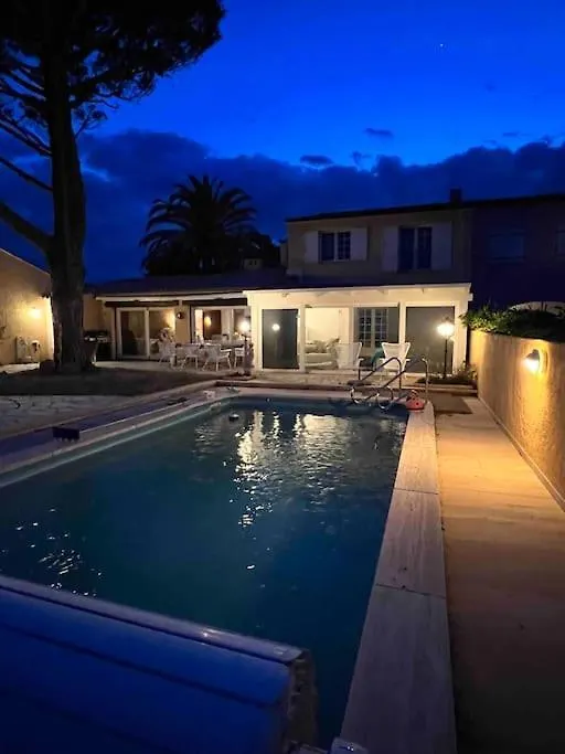 Holiday home -Maisondelaplage83-Beachhouse With Pool- Roquebrune-sur-Argens